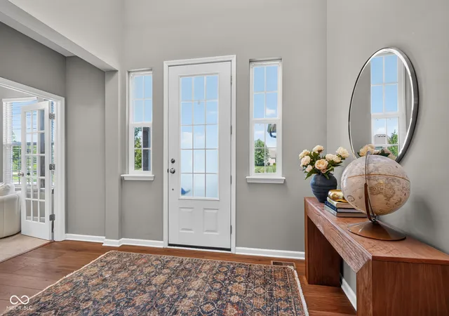 Photo 3 of Single family home for sale at 3927 Harrison Xing Ln, Greenwood, IN 46142 | MLS# 22118647 | Listing updated on 2026-09-01