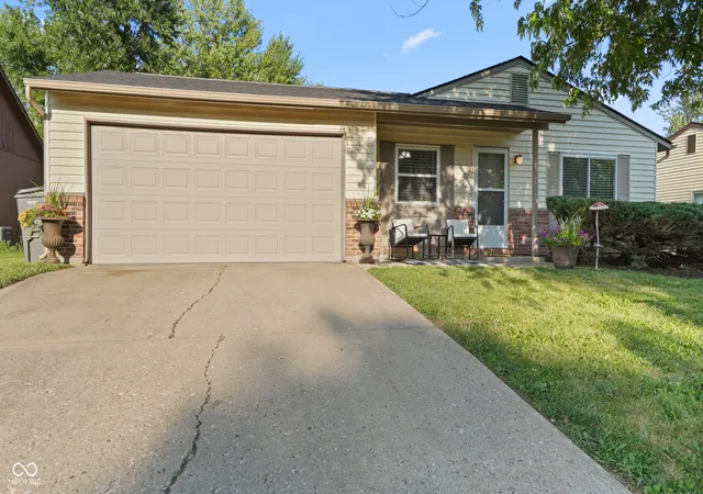 1st image of 6735 Echo Ln, Indianapolis, IN 46278 | MLS# 22118660