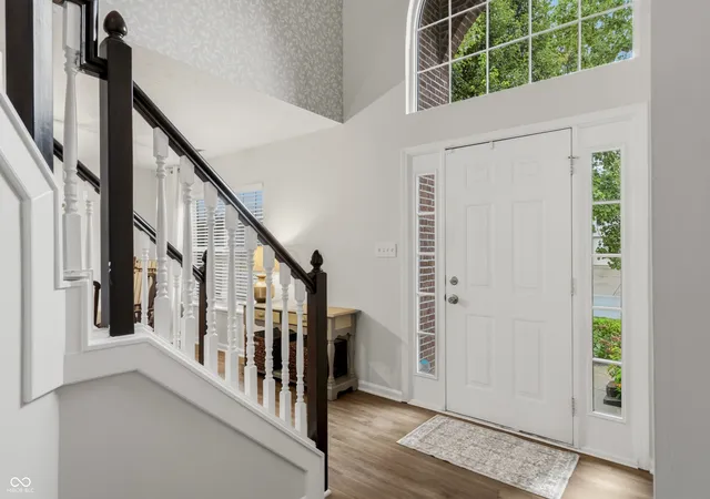 Photo 4 of Sale Pending at 13652 Flintridge Pass, Carmel, IN 46033 | MLS# 22118664 | Listing updated on 2026-08-24