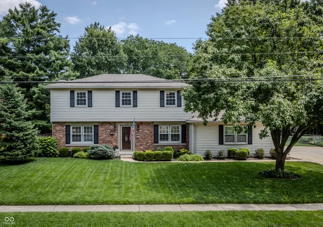 1st image of 11209 Haverstick Rd, Carmel, IN 46033 | MLS# 22118675