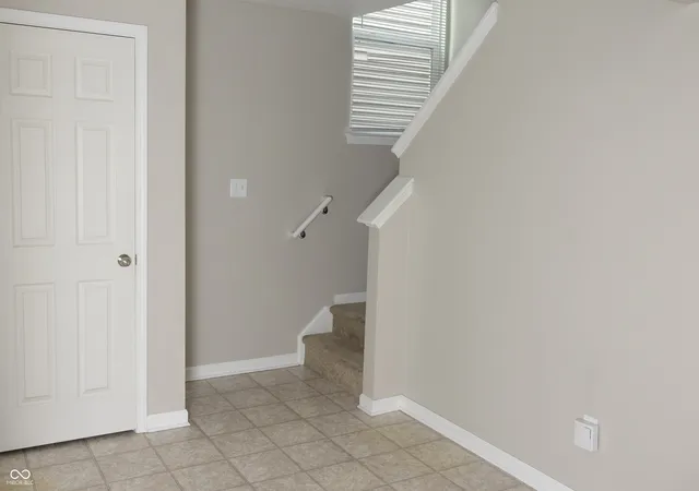 5th image of 2122 Cedarmill Dr, Franklin, IN 46131 | MLS# 22118682