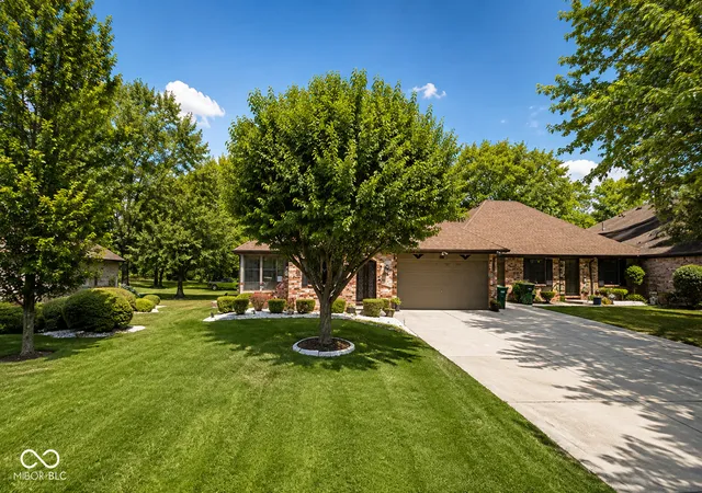 1st image of 631 Eagle Pkwy, Brownsburg, IN 46112 | MLS# 22118683