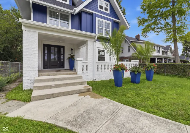 2nd image of 609 E 37th St, Indianapolis, IN 46205 | MLS# 22118696