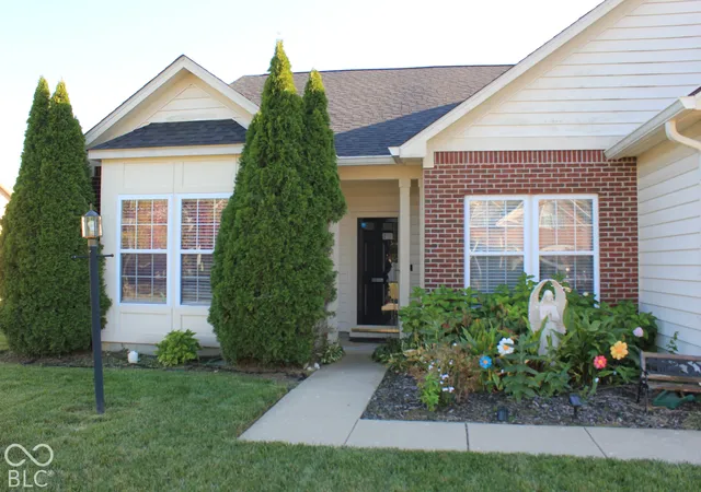 Photo 2 of Single family home for sale at 9533 Treyburn Lakes Dr, Indianapolis, IN 46239 | MLS# 22118702 | Listing updated on 2026-10-08