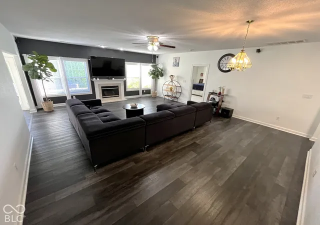 Photo 4 of Single family home for sale at 9533 Treyburn Lakes Dr, Indianapolis, IN 46239 | MLS# 22118702 | Listing updated on 2026-10-08