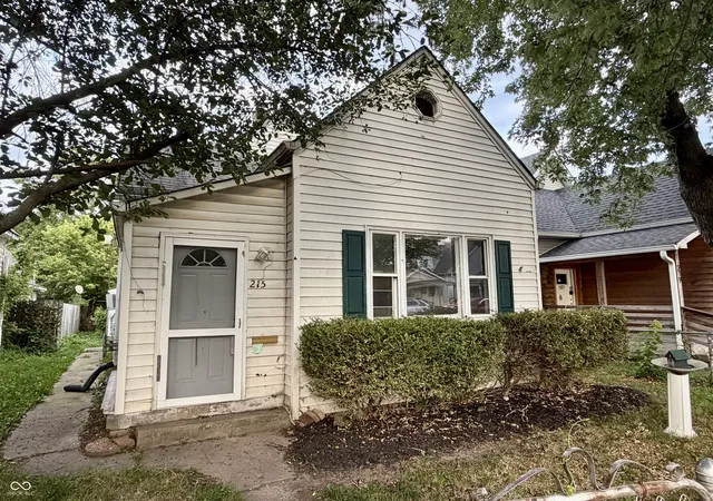 1st image of 215 S Harris Ave, Indianapolis, IN 46222 | MLS# 22118704
