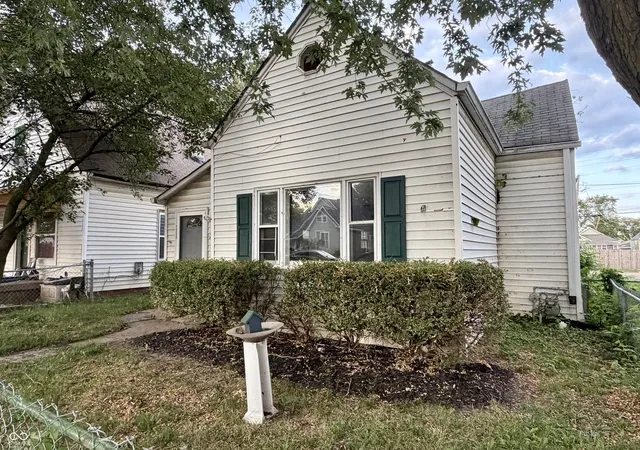 2nd image of 215 S Harris Ave, Indianapolis, IN 46222 | MLS# 22118704
