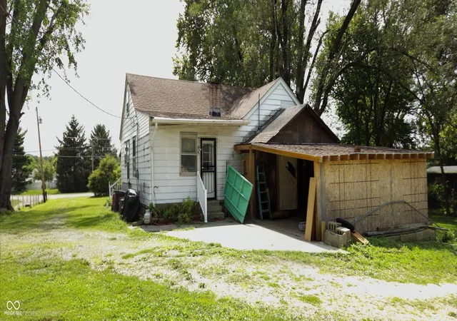 4th image of 5820 E 25Th St, Columbus, IN 47203 | MLS# 22118715
