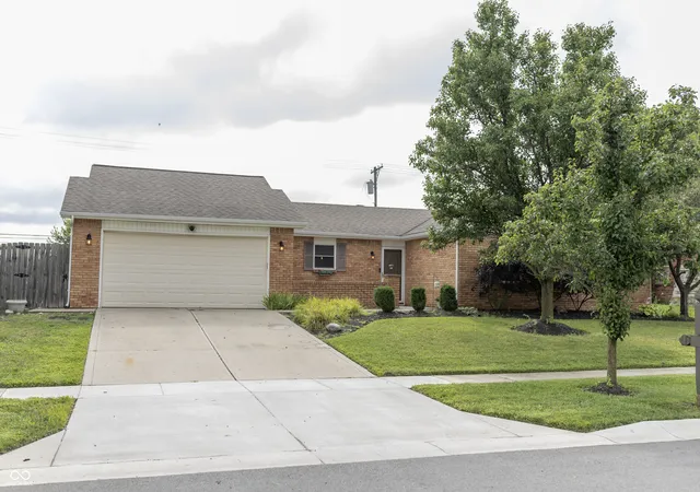 1st image of 179 Early Bird Ln, Greenwood, IN 46143 | MLS# 22118725