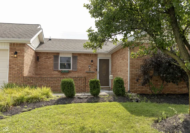 2nd image of 179 Early Bird Ln, Greenwood, IN 46143 | MLS# 22118725