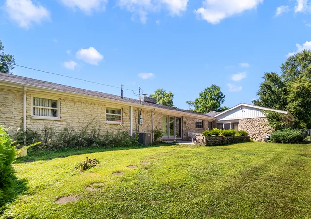 Photo 3 of Single family home for sale at 5904 Yale Blvd, Kokomo, IN 46902 | MLS# 22118739 | Listing updated on 2026-08-21