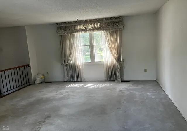 4th image of 8451 Royal Meadow Dr, Indianapolis, IN 46217 | MLS# 22118766