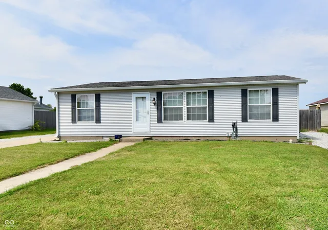 Photo 1 of Sale Pending at 707 N Barbara Dr, Rushville, IN 46173 | MLS# 22118773 | Listing updated on 2026-08-12