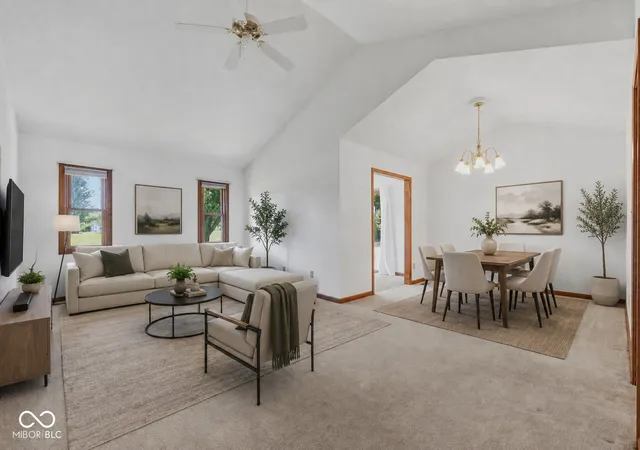 4th image of 737 Cottage Ln, Greenwood, IN 46143 | MLS# 22118783