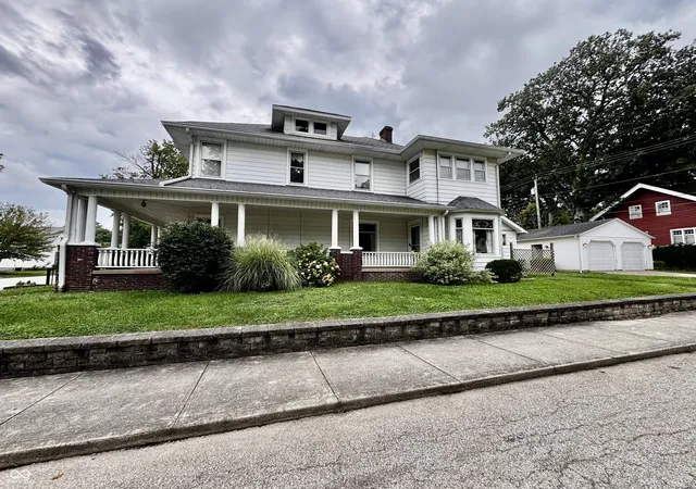 1st image of 615 W Pike, Crawfordsville, IN 47933 | MLS# 22118805