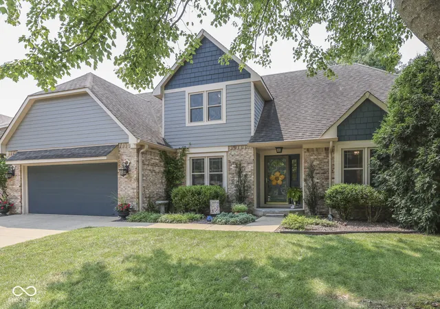 4th image of 832 Leatherwood Dr, Greenwood, IN 46143 | MLS# 22118809