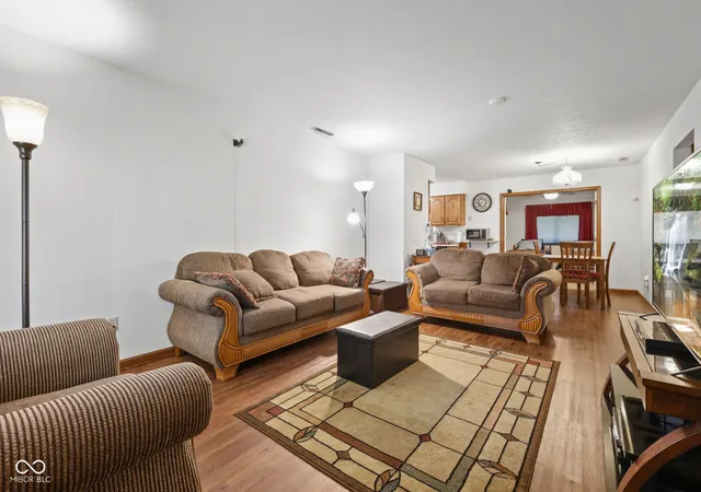 Photo 4 of Sale Pending at 2517 Eric Ct, Anderson, IN 46012 | MLS# 22118810 | Listing updated on 2026-09-04