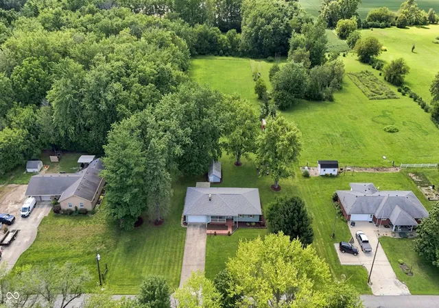 3rd image of 24328 Jerkwater Rd, Sheridan, IN 46069 | MLS# 22118815