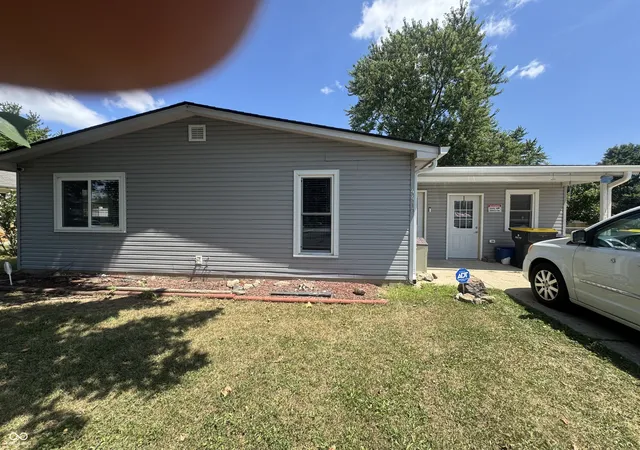 1st image of 4410 S Madison Ave, Anderson, IN 46013 | MLS# 22118823