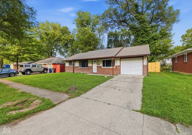 2nd image of 3661 N Wittfield St, Indianapolis, IN 46235 | MLS# 22118829