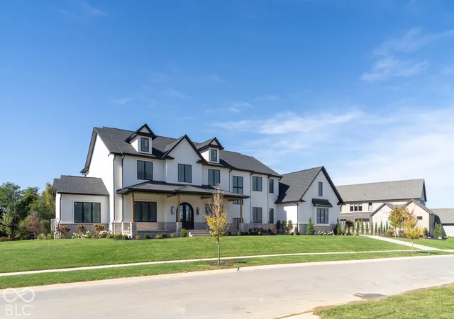 Photo 2 of Mansion for sale at 1525 Chatham Ridge Ct, Westfield, IN 46074 | MLS# 22118831 | Listing updated on 2026-10-27