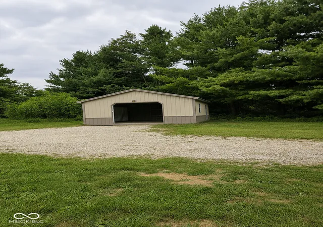 Photo 13 of Sale Pending at 5024 Stansbury, Spencer, IN 47460 | MLS# 22118835 | Listing updated on 2026-08-24