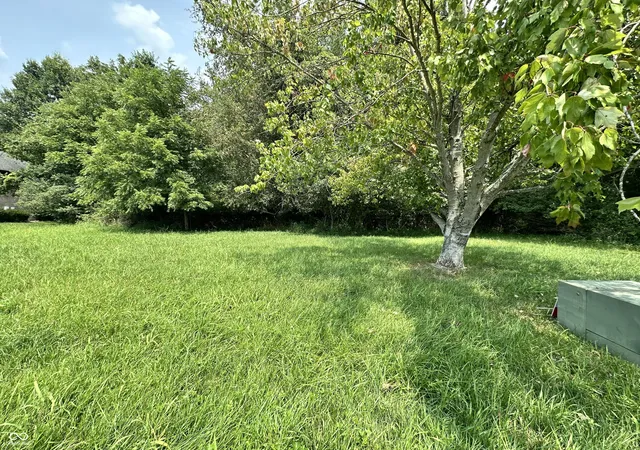 1st image of 2200 Norwich Pl, Martinsville, IN 46151 | MLS# 22118836