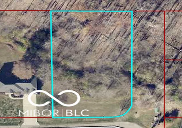 2nd image of 2200 Norwich Pl, Martinsville, IN 46151 | MLS# 22118836