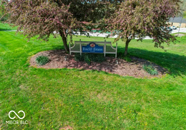 3rd image of 2200 Norwich Pl, Martinsville, IN 46151 | MLS# 22118836
