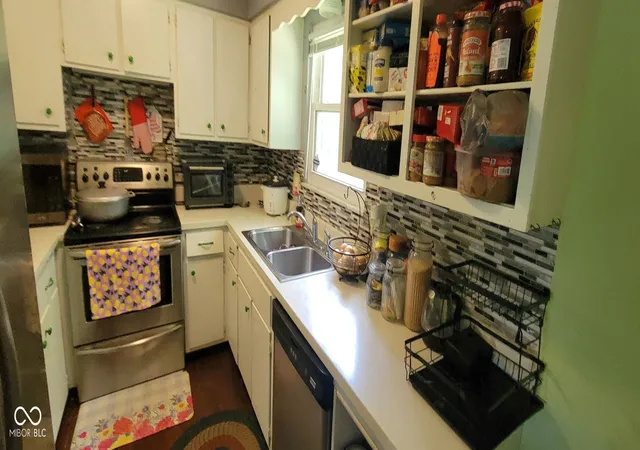 2nd image of 10210 E 33rd St, Indianapolis, IN 46235 | MLS# 22118844