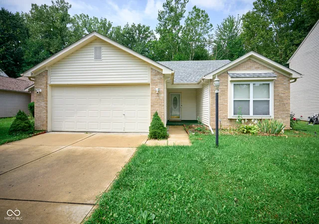 Photo 1 of Single family home for sale at 8312 Lake Tree Ln, Indianapolis, IN 46217 | MLS# 22118847 | Listing updated on 2026-09-03