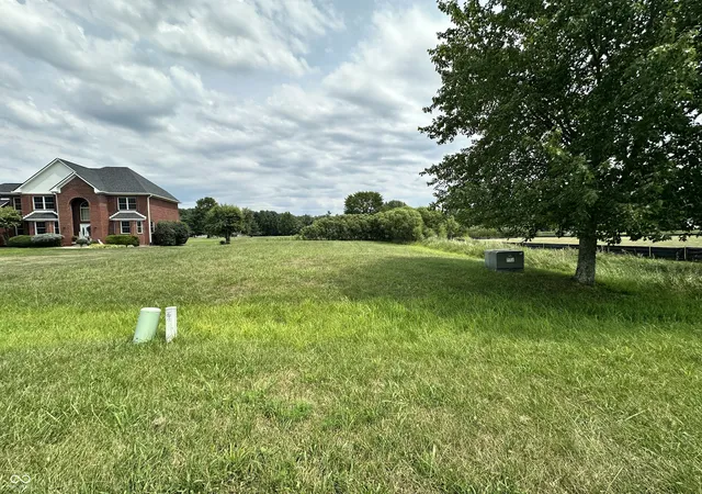 2nd image of 2975 Southampton Dr, Martinsville, IN 46151 | MLS# 22118849