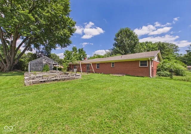 Photo 4 of Single family home for sale at 10236 Central Ave, Carmel, IN 46280 | MLS# 22118850 | Listing updated on 2026-09-21