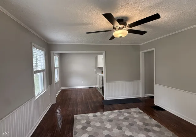 2nd image of 4801 Farrington Ave, Indianapolis, IN 46201 | MLS# 22118857