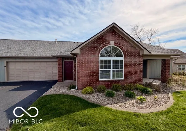 1st image of 2712 Reflection Wy, Greenwood, IN 46143 | MLS# 22118864