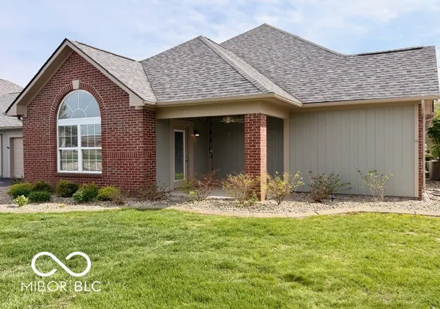 2nd image of 2712 Reflection Wy, Greenwood, IN 46143 | MLS# 22118864