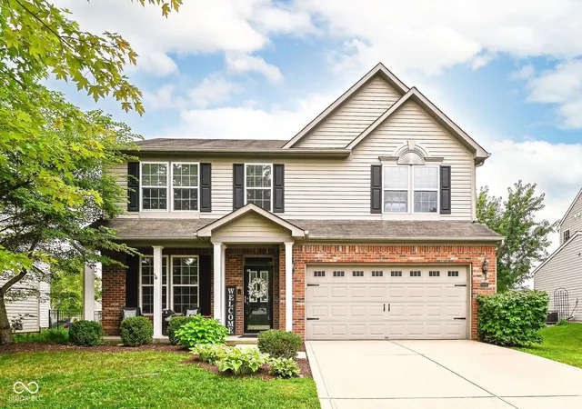 1st image of 11093 Ellsworth Ln, Fishers, IN 46038 | MLS# 22118867