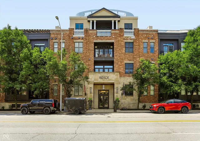 1st image of 355 E Ohio St #213, Indianapolis, IN 46204 | MLS# 22118868