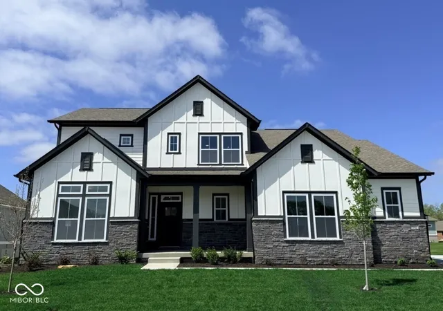 1st image of 11471 Briargate Dr, Fishers, IN 46040 | MLS# 22118879