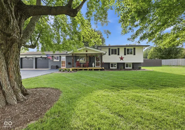 Photo 2 of Single family home for sale at 11597 N State Rd 140, Knightstown, IN 46148 | MLS# 22118889 | Listing updated on 2026-09-08