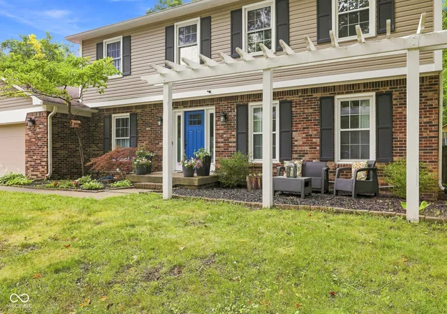 2nd image of 10525 Lasalle Rd, Carmel, IN 46033 | MLS# 22118896