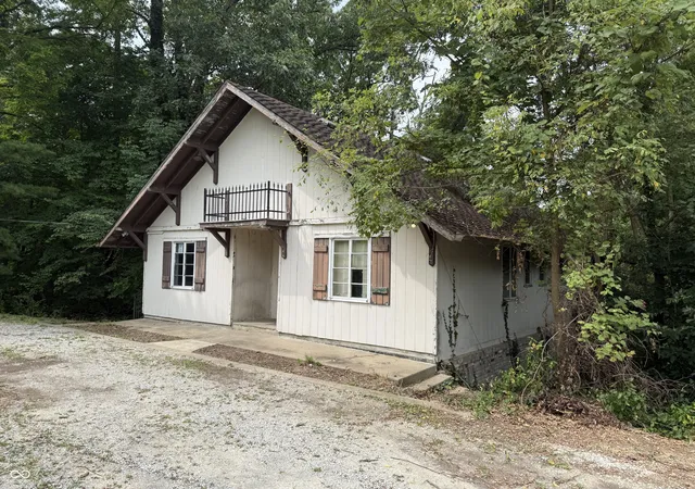 Photo 2 of Single family home for sale at 11985 State Hwy 243 Rd, Cloverdale, IN 46120 | MLS# 22118919 | Listing updated on 2026-09-04