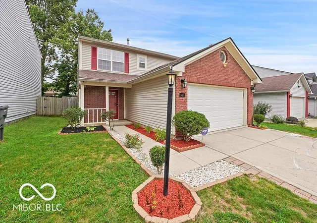 1st image of 547 Deer Trail Dr, Indianapolis, IN 46217 | MLS# 22118921