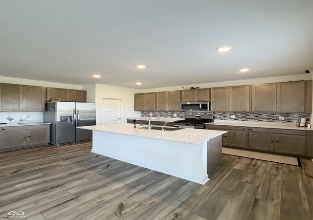 Photo 3 of Single family home for sale at 1208 Taggart Way, Greenwood, IN 46143 | MLS# 22118930 | Listing updated on 2026-08-31