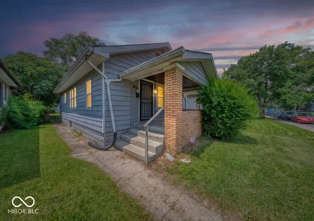 1st image of 902 N Bosart Ave, Indianapolis, IN 46201 | MLS# 22118946