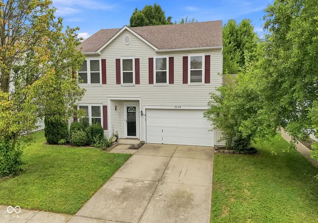 Photo 2 of Single family home for sale at 10198 Apple Blossom Cir, Fishers, IN 46038 | MLS# 22118948 | Listing updated on 2026-09-30