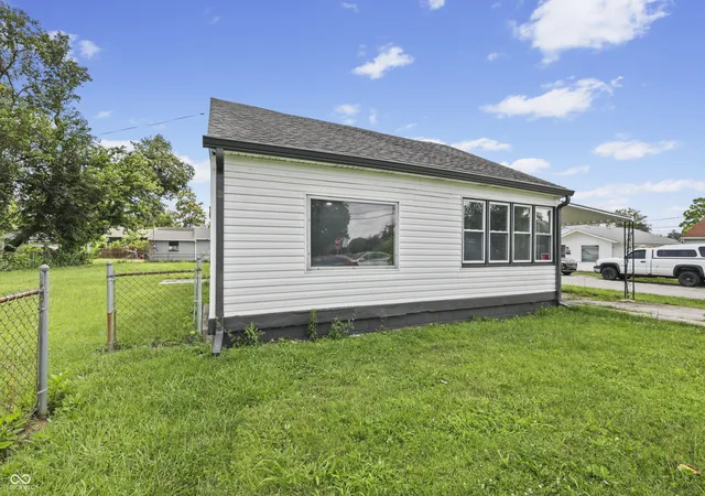 4th image of 2501 Reformers Ave, Indianapolis, IN 46203 | MLS# 22118956