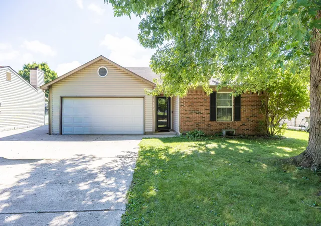 1st image of 1412 Daleville Ave, Anderson, IN 46012 | MLS# 22118959
