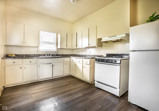 2nd image of 1812 E Kelly St, Indianapolis, IN 46203 | MLS# 22118961