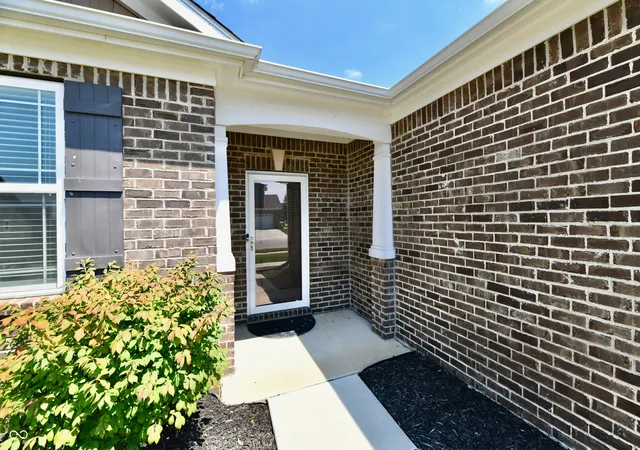2nd image of 6768 Birmingham Ave, Mc Cordsville, IN 46055 | MLS# 22118964